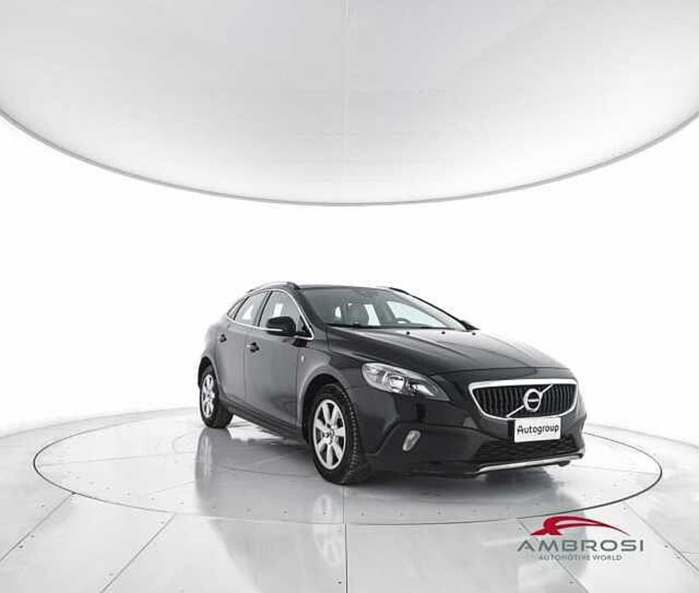 Volvo V40 Cross Country usata a Viterbo (2)