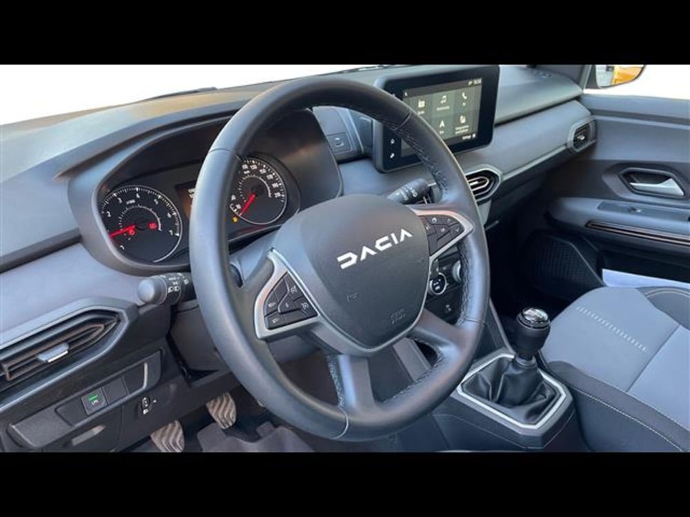 Dacia Sandero Stepway usata a Varese (7)