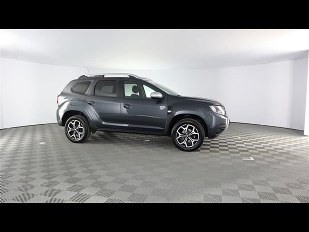 Dacia Duster usata a Piacenza (13)