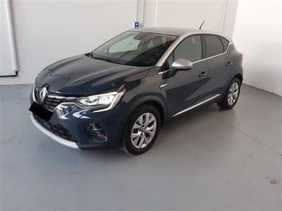 Renault Captur 1.6 full hybrid Techno 145cv auto del 2021 usata a Asti