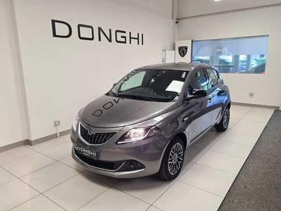 Lancia Ypsilon 1.0 FireFly 5 porte S&amp;S Hybrid Ecochic Silver del 2024 usata a Rovato