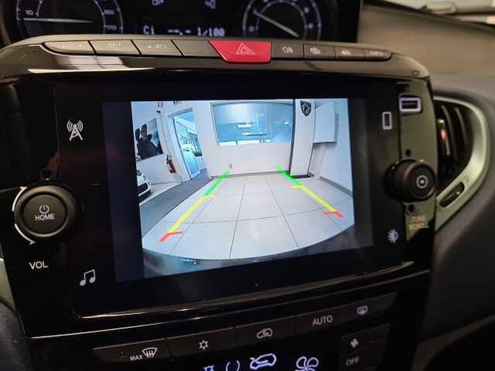 Lancia Ypsilon usata a Brescia (18)
