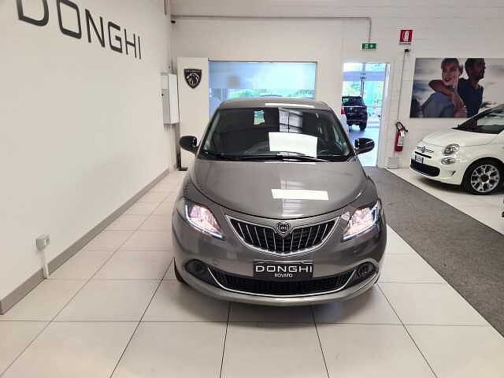 Lancia Ypsilon usata a Brescia (2)