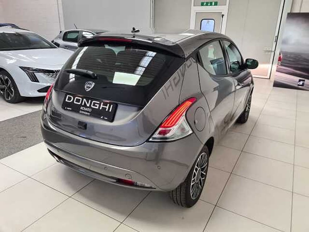Lancia Ypsilon usata a Brescia (4)