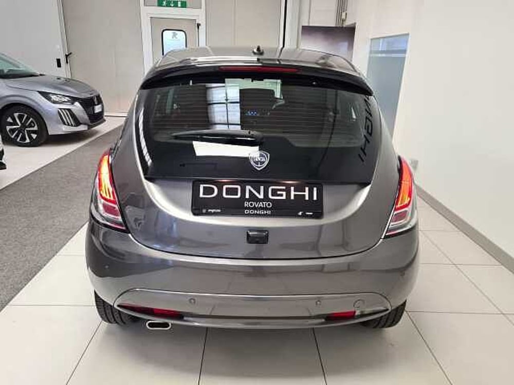 Lancia Ypsilon usata a Brescia (5)