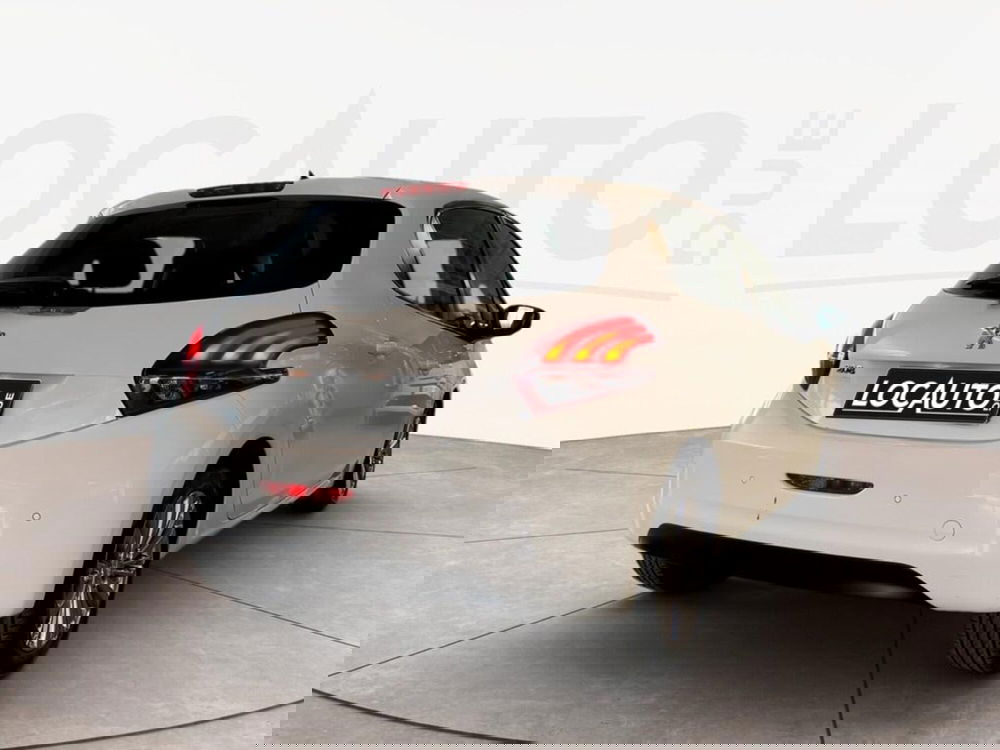 Peugeot 208 usata a Torino (4)