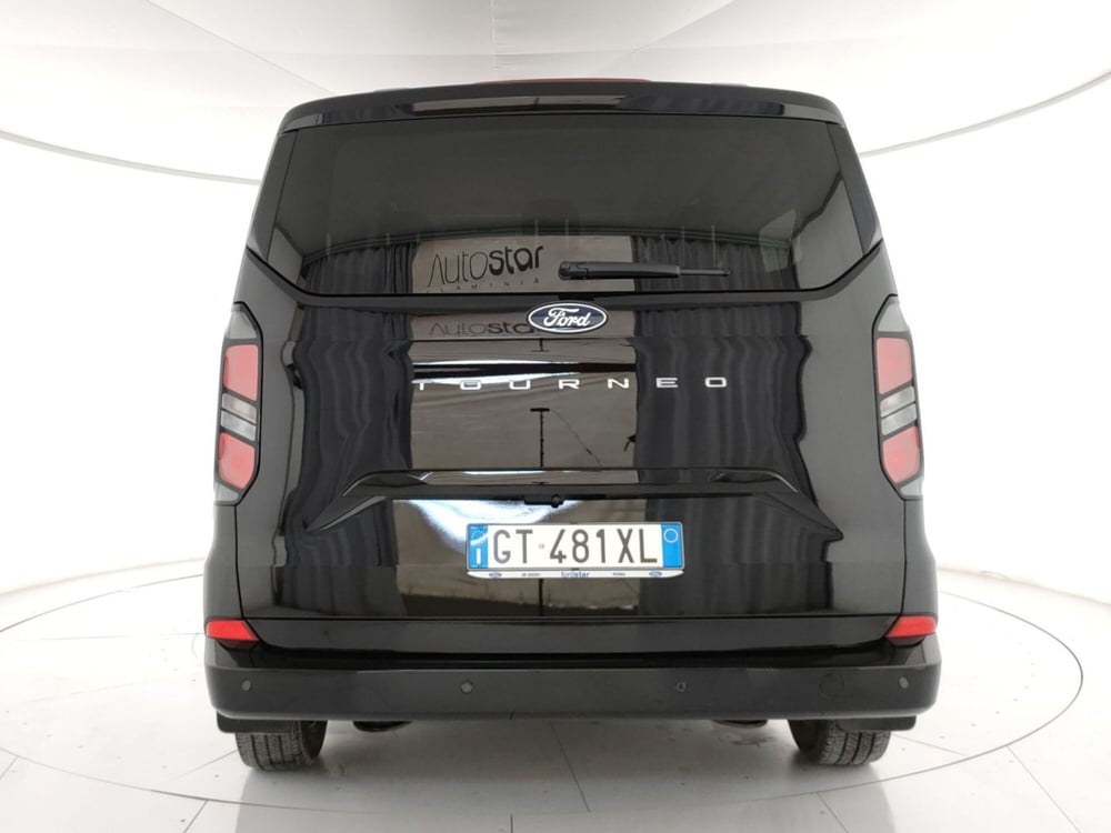 Ford Tourneo Custom usata a Roma (4)