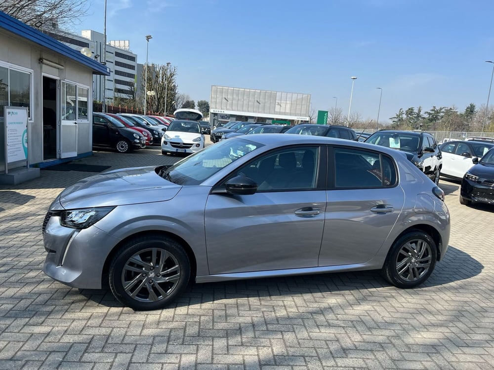 Peugeot 208 usata a Milano (4)