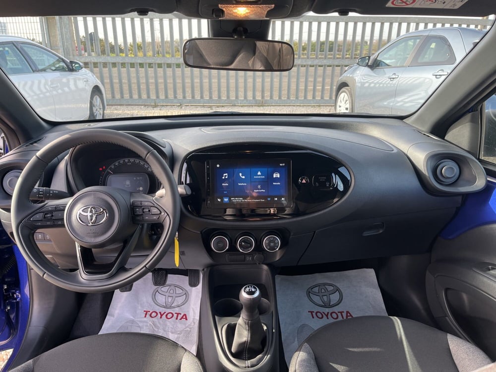 Toyota Aygo X nuova a Ragusa (9)