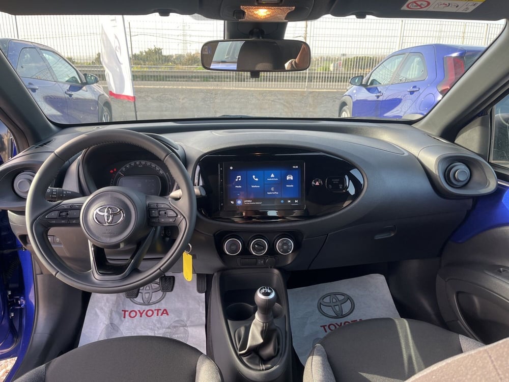 Toyota Aygo X nuova a Ragusa (9)