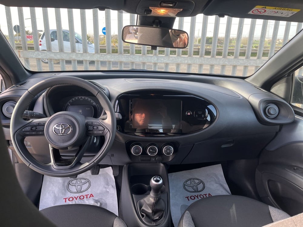 Toyota Aygo X nuova a Ragusa (9)