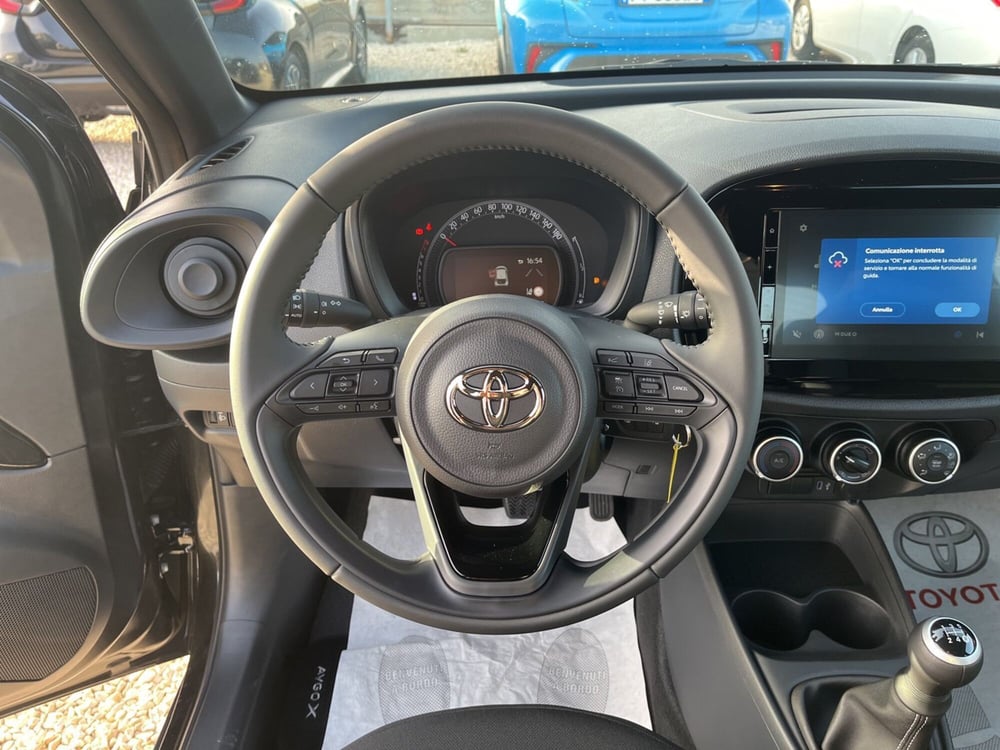 Toyota Aygo X nuova a Ragusa (10)