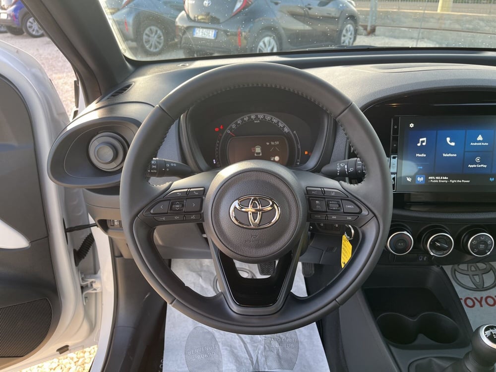 Toyota Aygo X nuova a Ragusa (10)