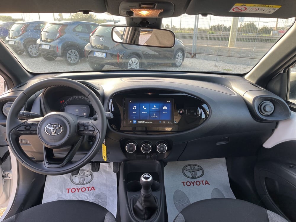 Toyota Aygo X nuova a Ragusa (9)