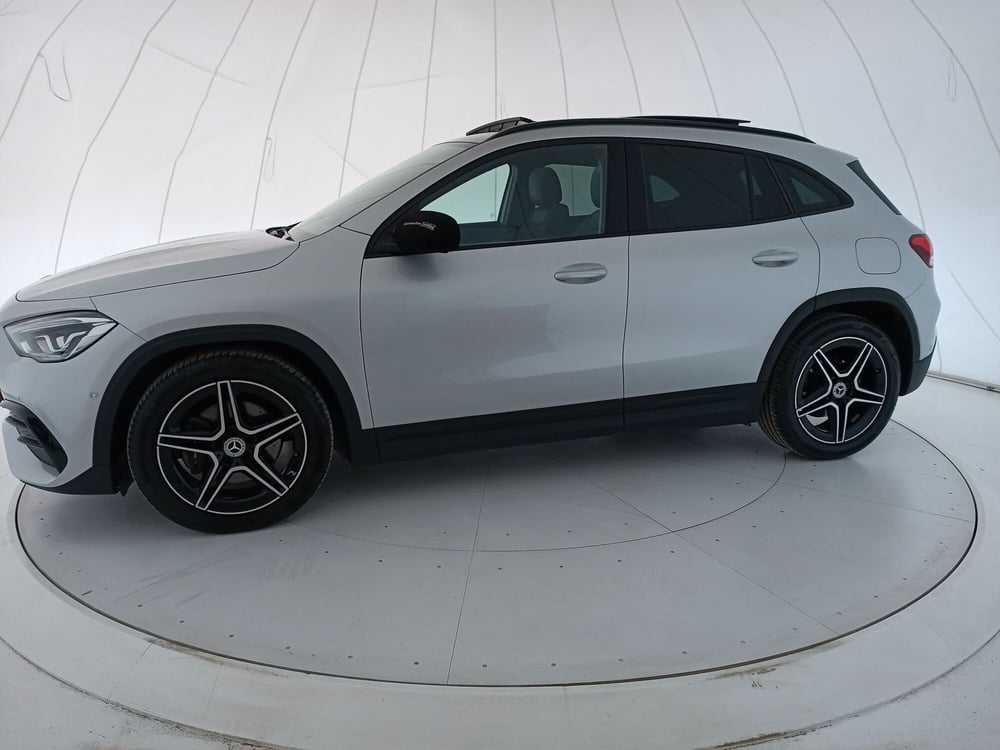 Mercedes-Benz GLA SUV usata a Lecce (2)