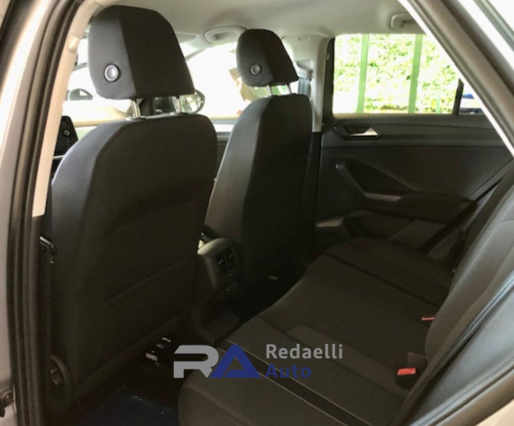 Volkswagen T-Roc nuova a Lecco (7)