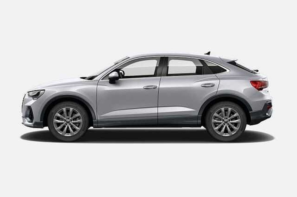 Audi Q3 Sportback nuova a Chieti (6)