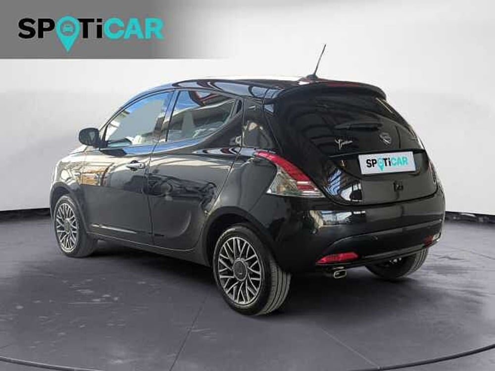 Lancia Ypsilon usata a Treviso (7)