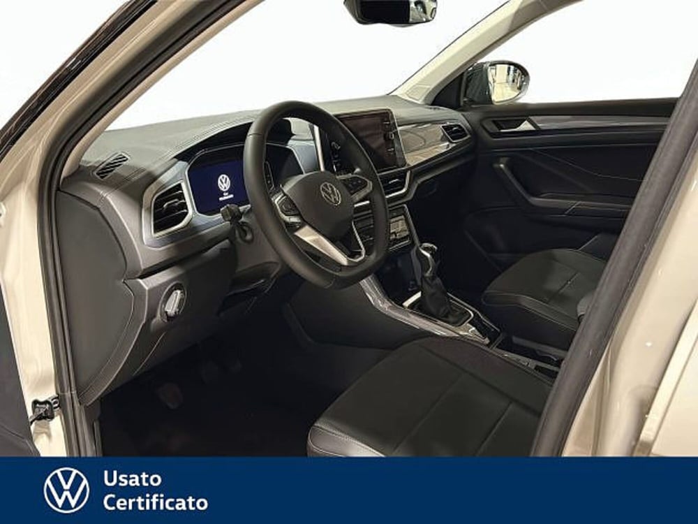 Volkswagen T-Roc nuova a Vicenza (7)