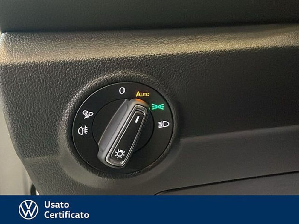Volkswagen T-Roc nuova a Vicenza (15)
