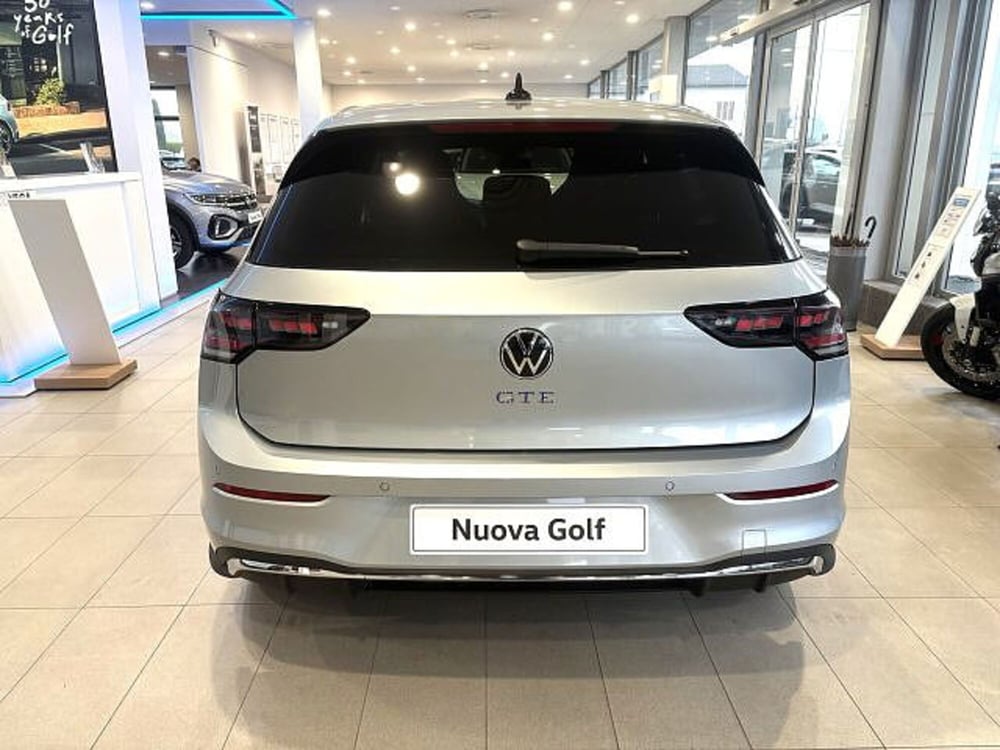 Volkswagen Golf nuova a Vicenza (3)