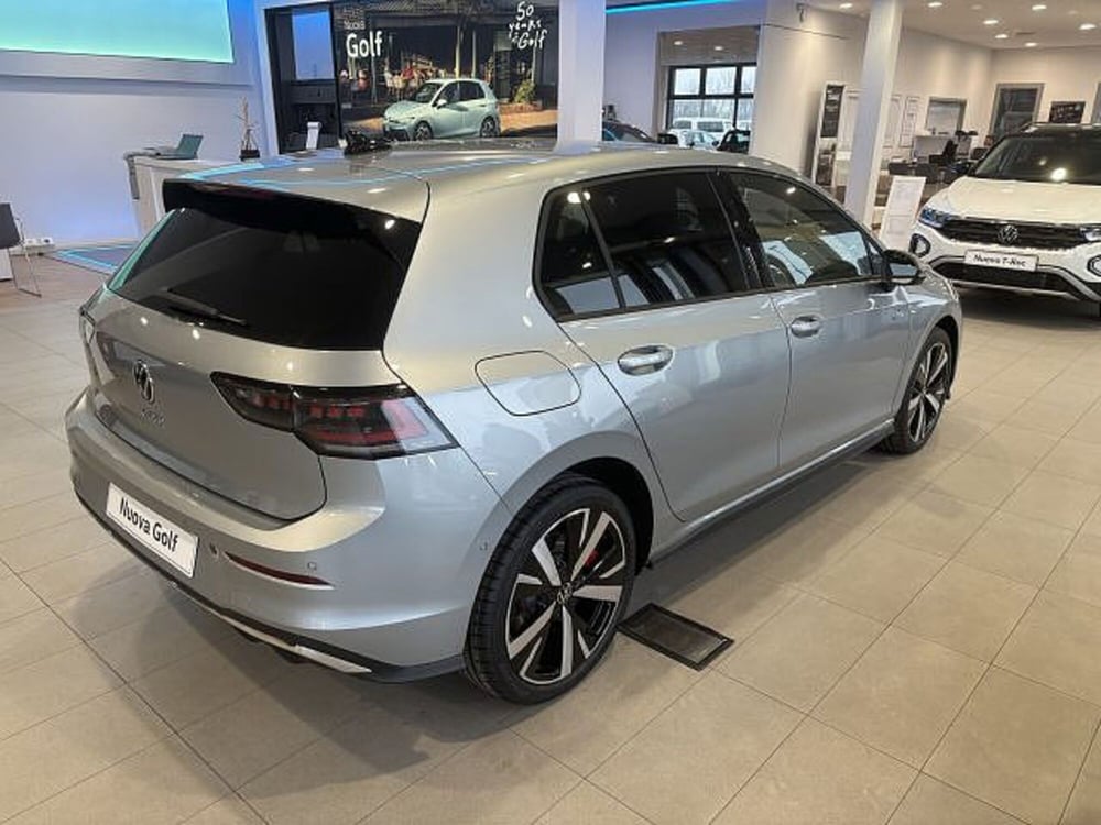 Volkswagen Golf nuova a Vicenza (4)