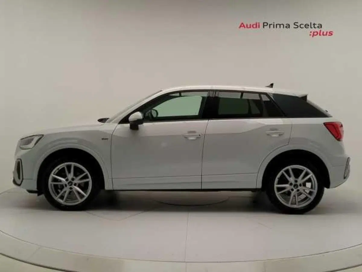 Audi Q2 usata a Avellino (4)