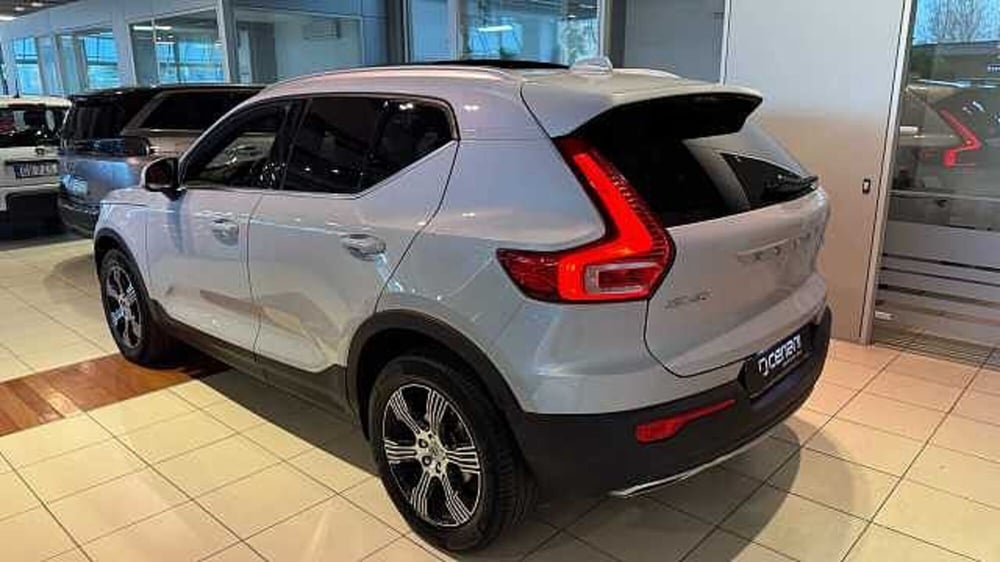 Volvo XC40 usata a Milano (2)