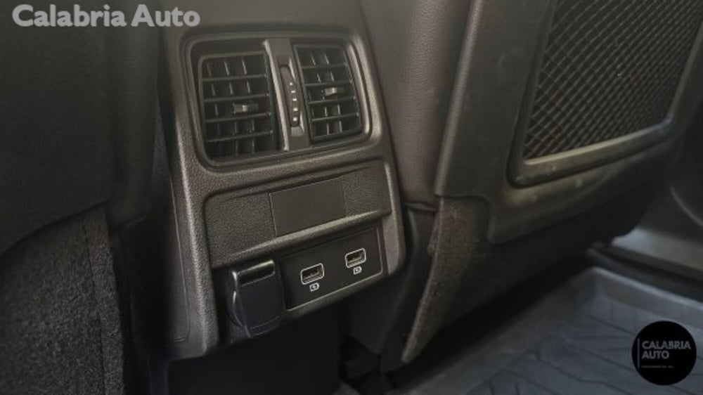 Renault Arkana usata a Reggio Calabria (13)