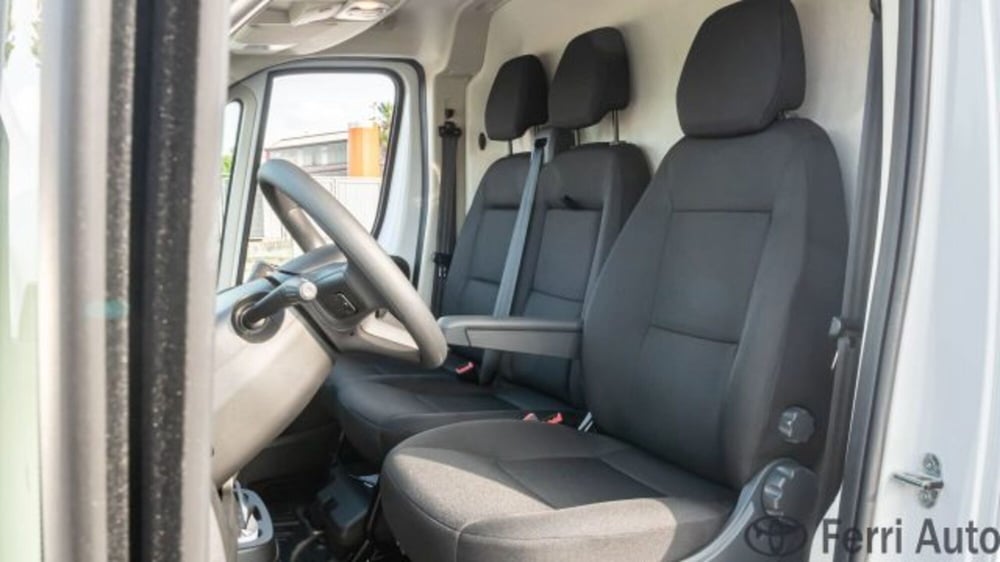 Toyota Proace Max Furgone nuova a Padova (5)