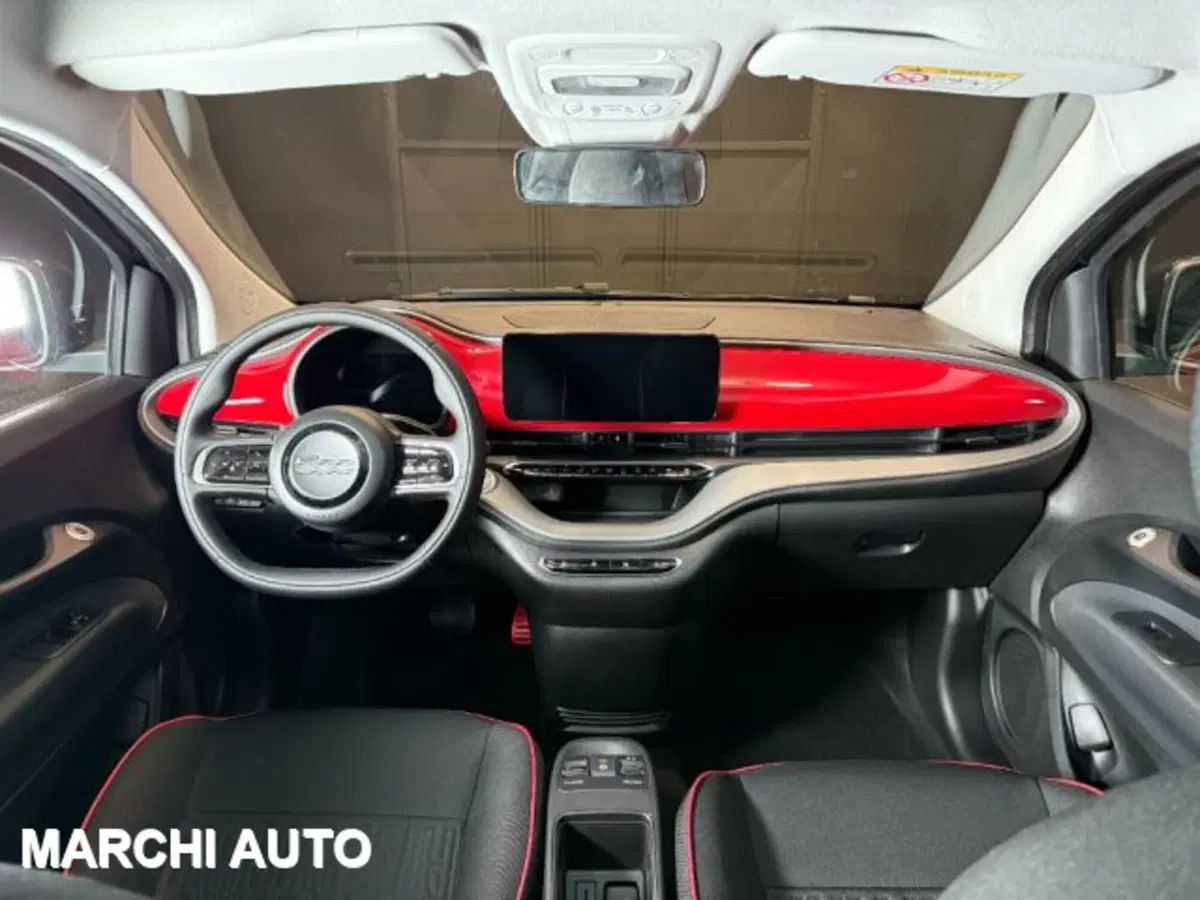 Fiat 500e usata a Perugia (13)