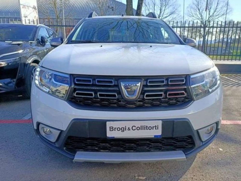 Dacia Sandero usata a Firenze (2)