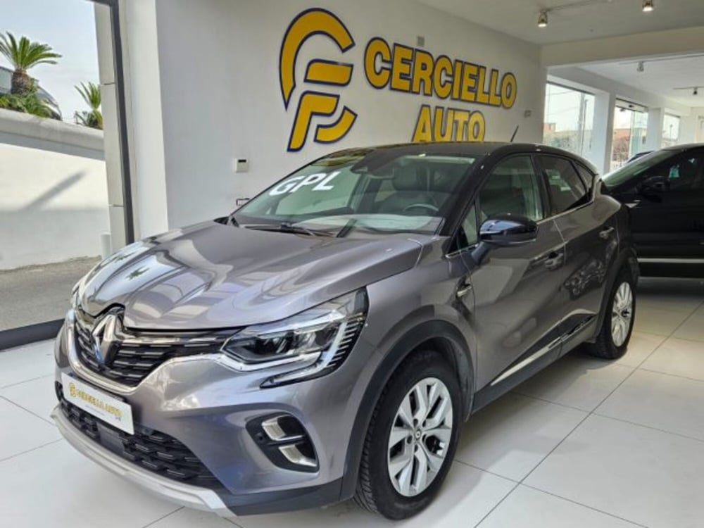 Renault Captur usata a Napoli (2)