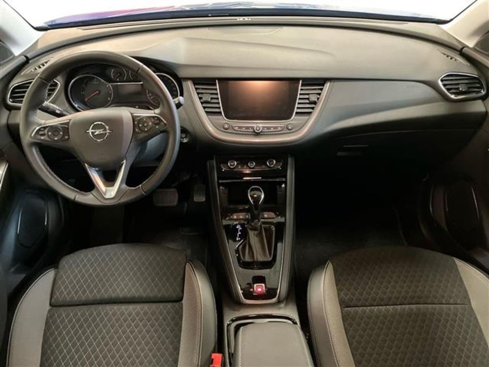 Opel Grandland X usata a Como (9)