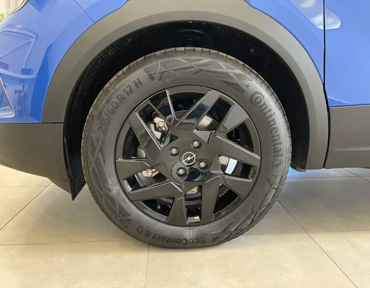 Opel Mokka-e nuova a Ferrara (15)