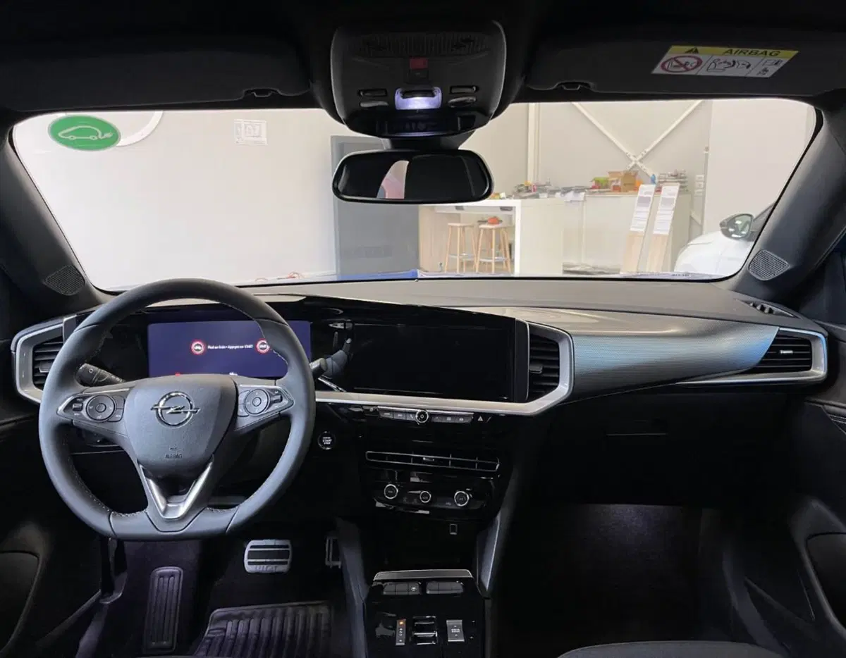 Opel Mokka-e nuova a Ferrara (7)