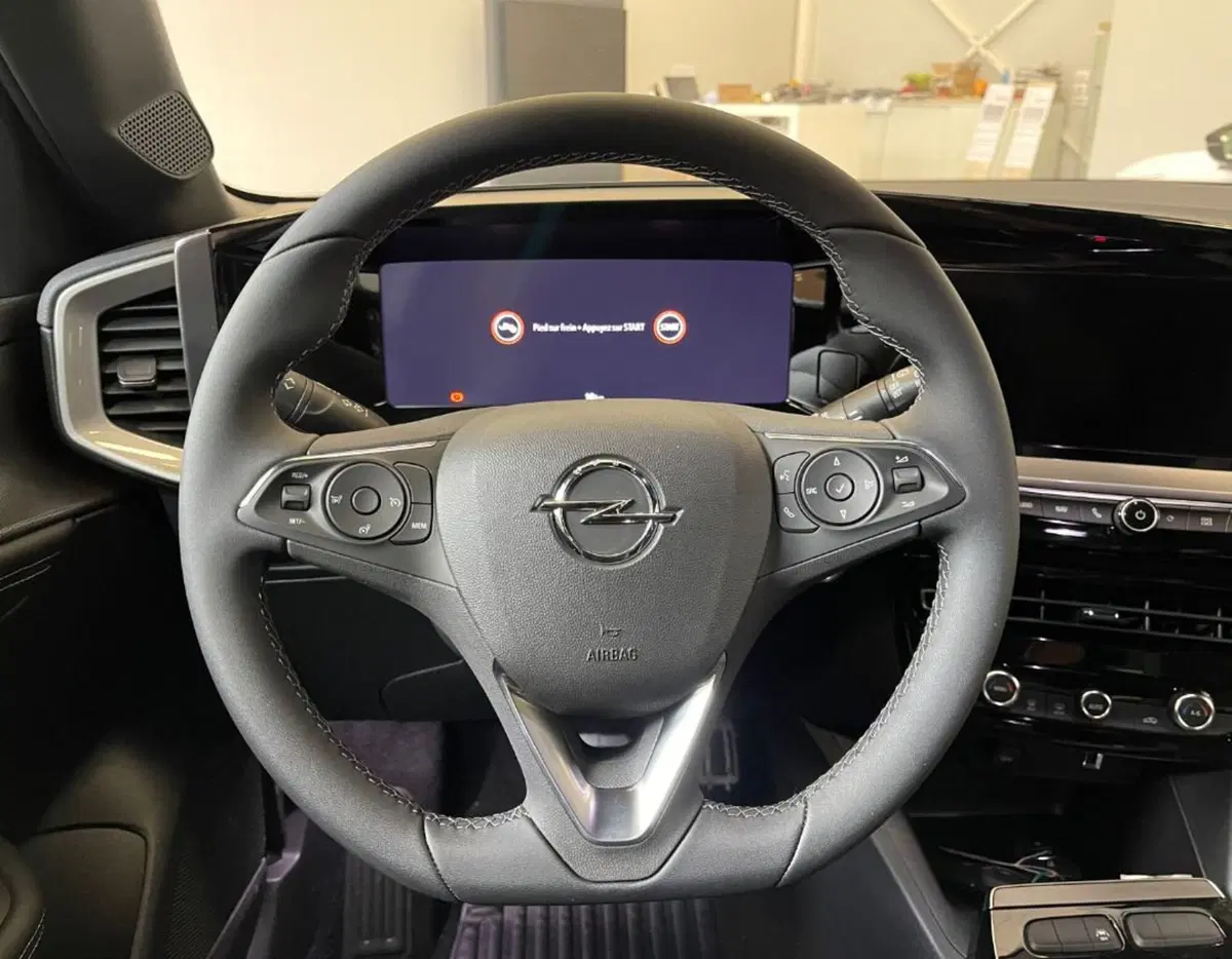 Opel Mokka-e nuova a Ferrara (8)
