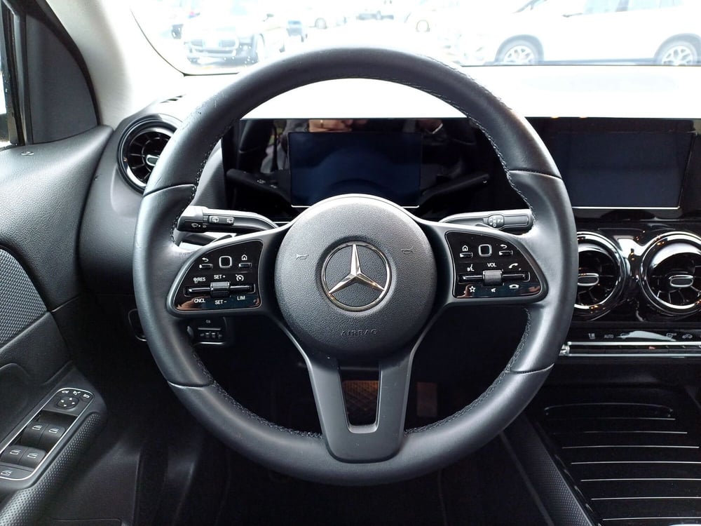 Mercedes-Benz GLA SUV usata  (16)