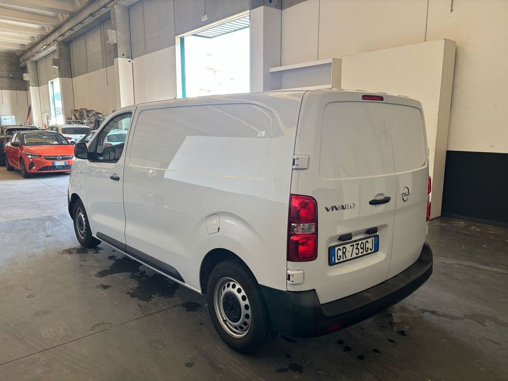 Opel Vivaro Furgone usata a Milano (6)