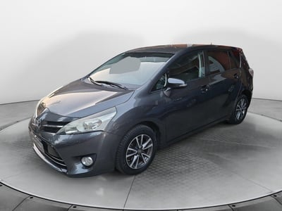 Toyota Verso 1.6 D-4D Style 7 posti del 2014 usata a Imola