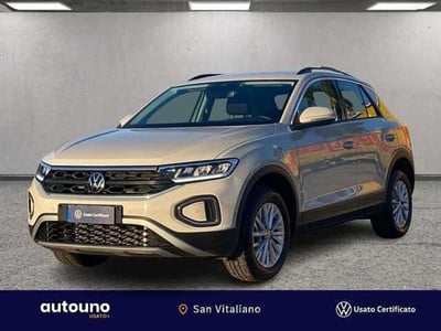 Volkswagen T-Roc 1.0 TSI Life del 2024 usata a Casoria