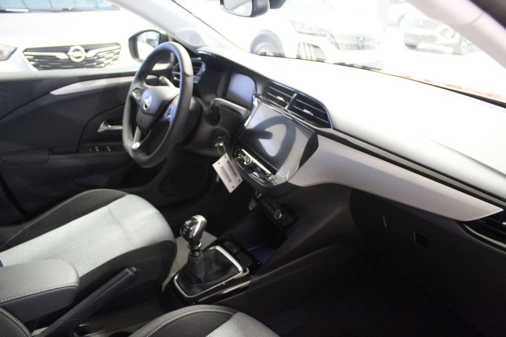 Opel Corsa nuova a Cremona (9)