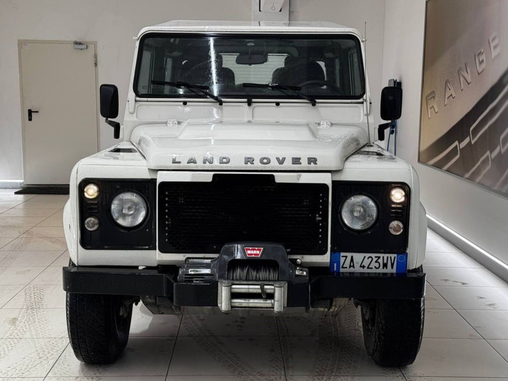 Land Rover Defender usata a Savona (2)