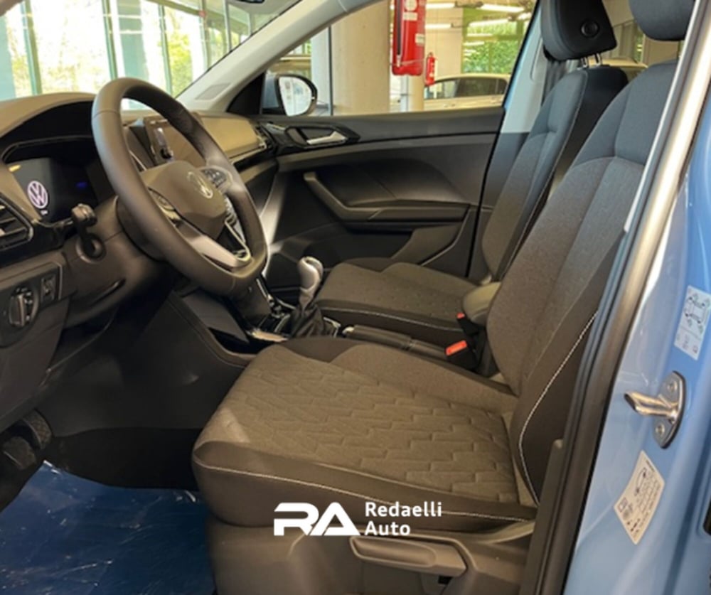 Volkswagen T-Cross nuova a Lecco (5)