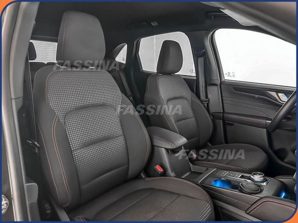 Ford Kuga usata a Milano (13)