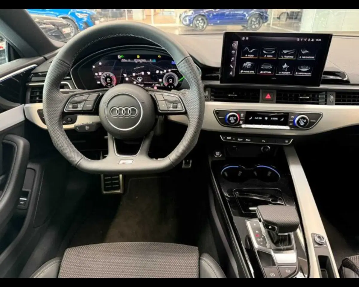 Audi A5 Avant nuova a Bologna (10)