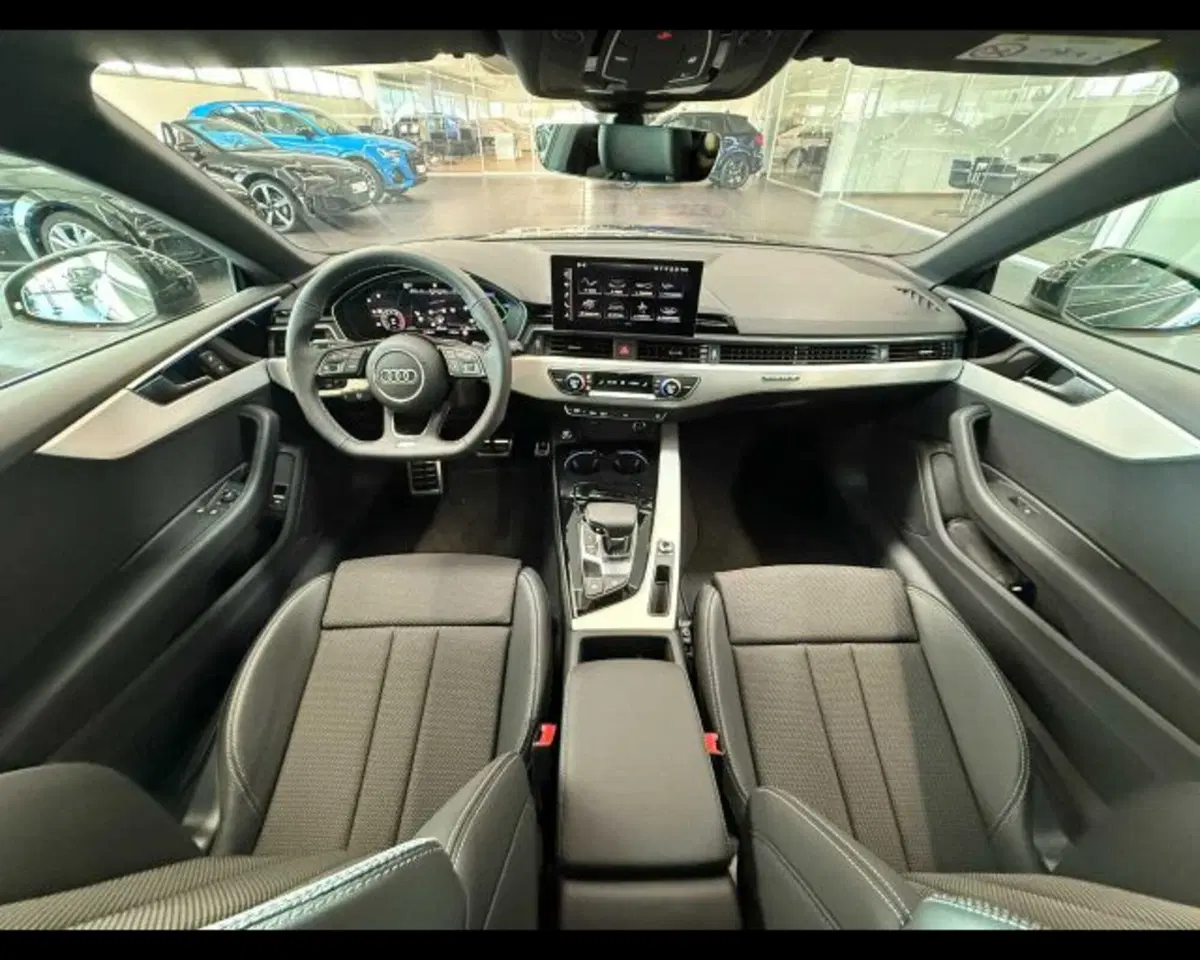 Audi A5 Avant nuova a Bologna (12)