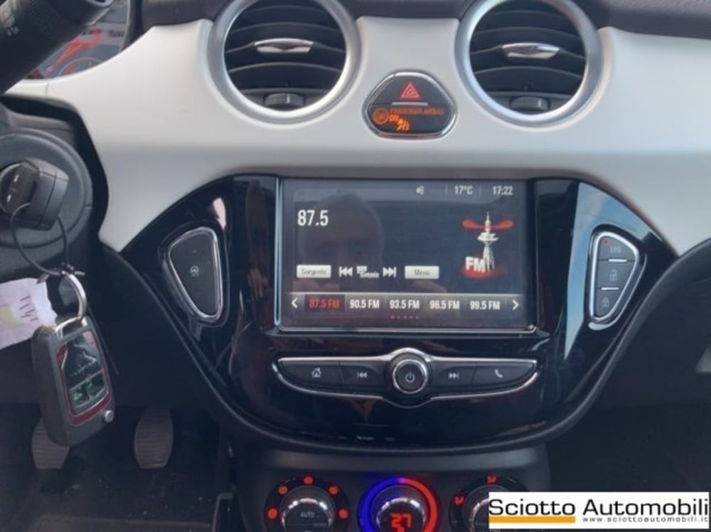 Opel Adam usata a Messina (16)