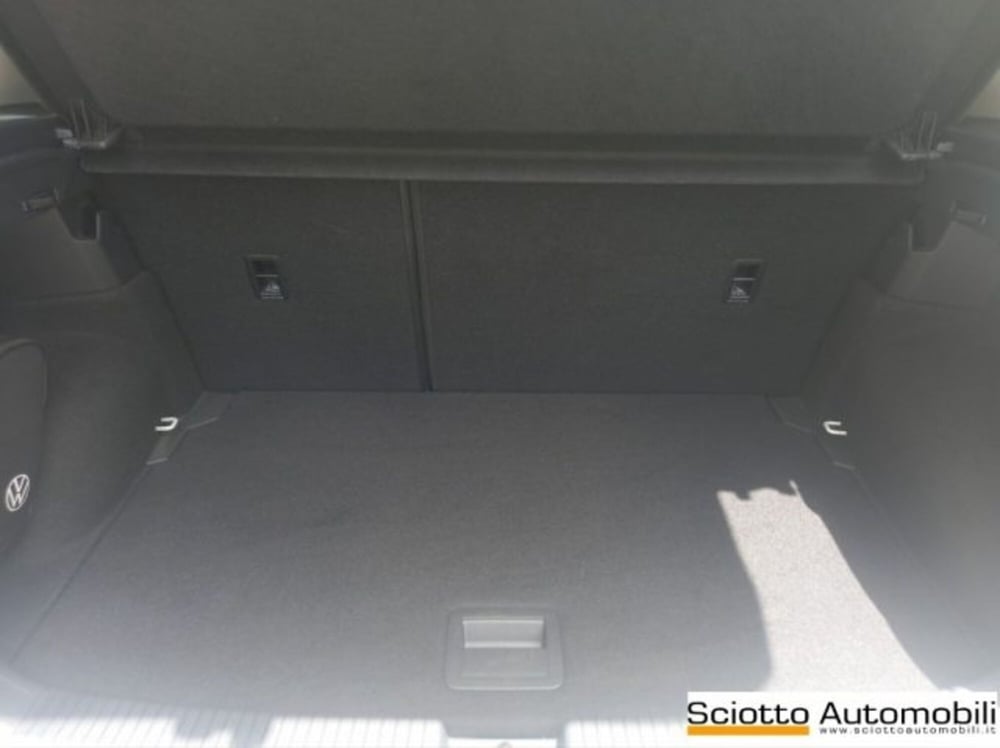 Volkswagen T-Cross usata a Messina (17)