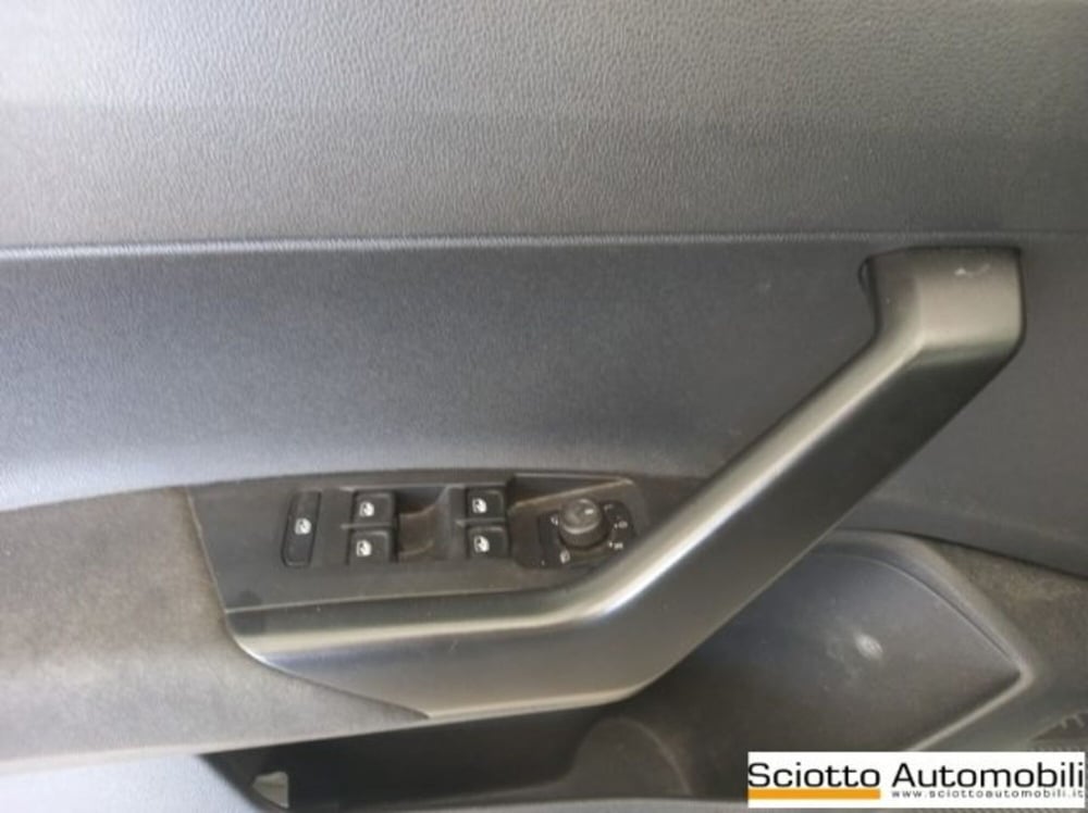 Volkswagen Taigo usata a Messina (12)